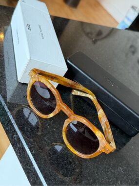 IZIPIZI Caramel Pearl Gradient Brown Round Sunglasses echo essential edition